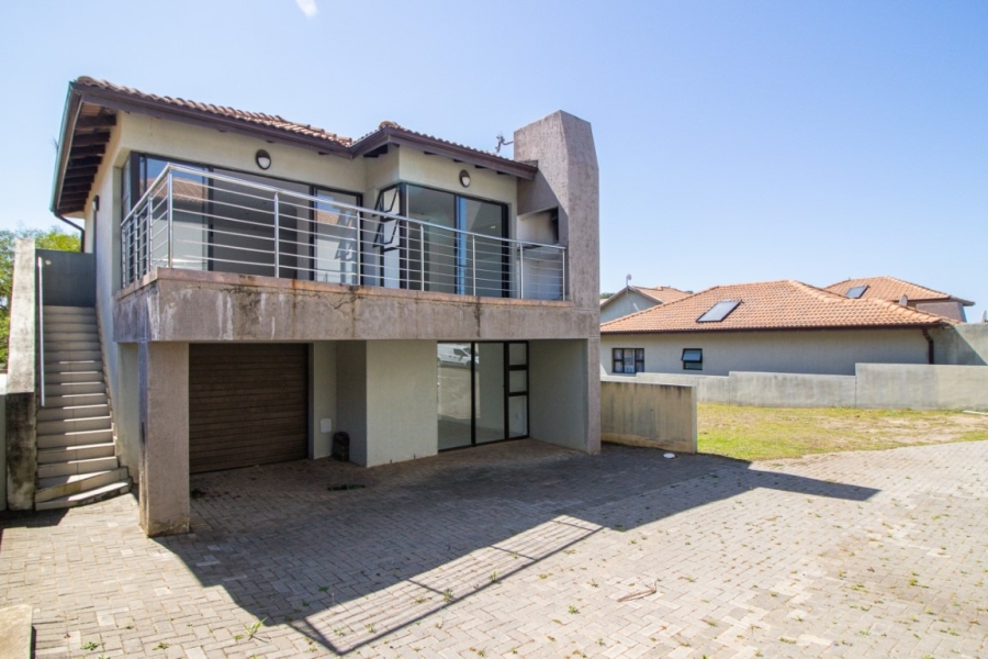 3 Bedroom Property for Sale in Winterstrand Eastern Cape